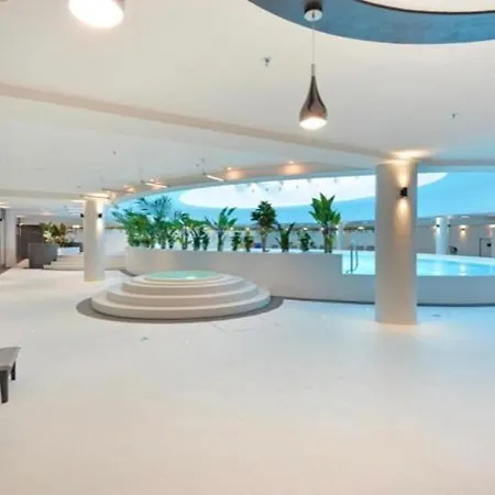 Hanza Tower - 24 Jacussi & Sauna & Pool Lejlighed Stettin